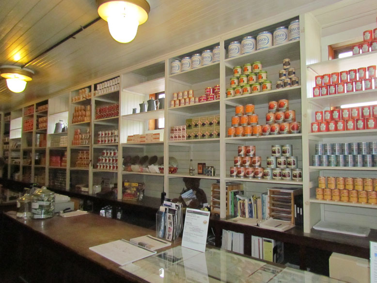 TIENDA TIPICA DE MONTAÑAS
